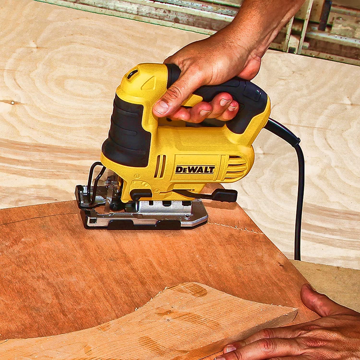Dewalt DWE349 - Seghetto alternativo - 550 W - Taglio max legno 85 mm - Image 4