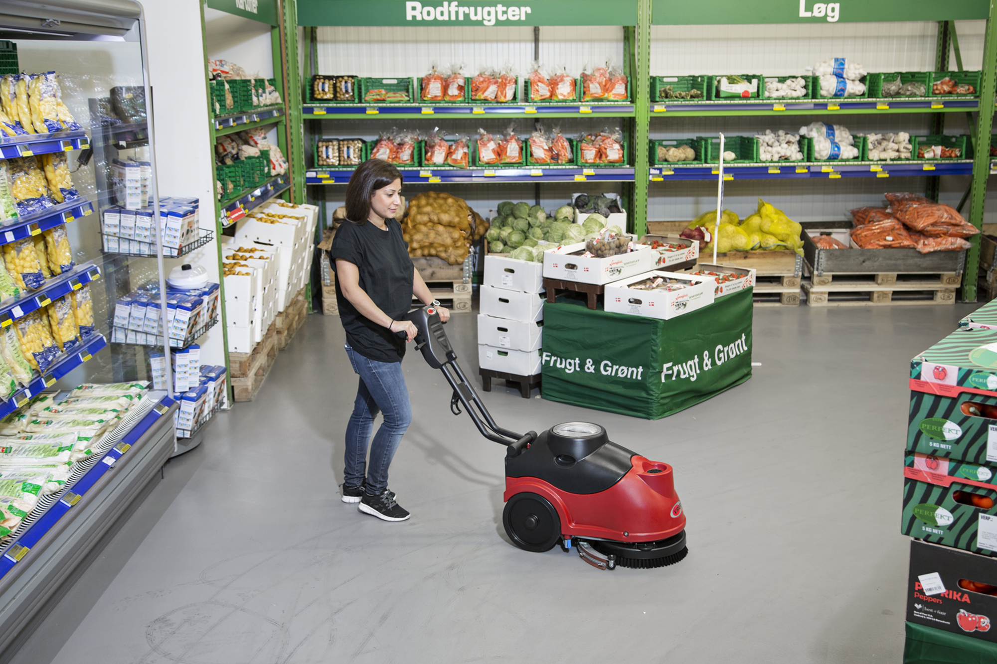 Nilfisk AS380/15B - Lavasciuga lavapavimenti compatta a batteria 24V - Image 2