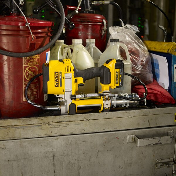 Dewalt DCGG571NK-XJ - Pistola ingrassatrice per grasso a batteria 18V, solo corpo - Image 2