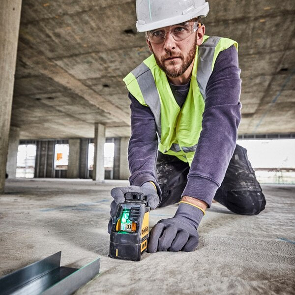 Dewalt DW088CG-XJ - Tracciatore/livella laser a 2 linee autolivellante - raggio verde - Image 2