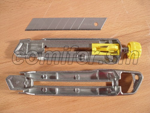 Cutter Stanley InterLock 10-018 (18mm) - Image 3