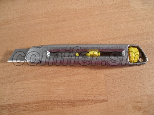 Cutter Stanley InterLock 10-018 (18mm) - Image 5
