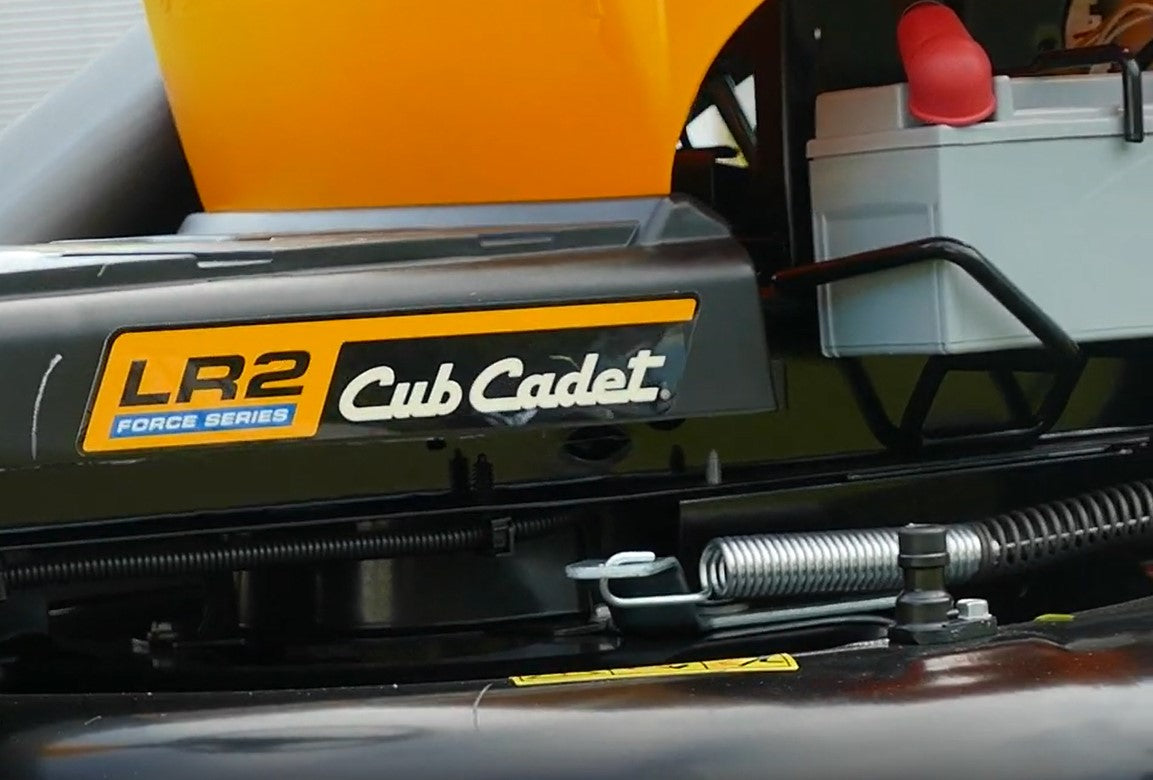Cub Cadet LR2 NR76 Trattorino Minirider Taglio 76 cm , Cilindrata 439 - Image 4