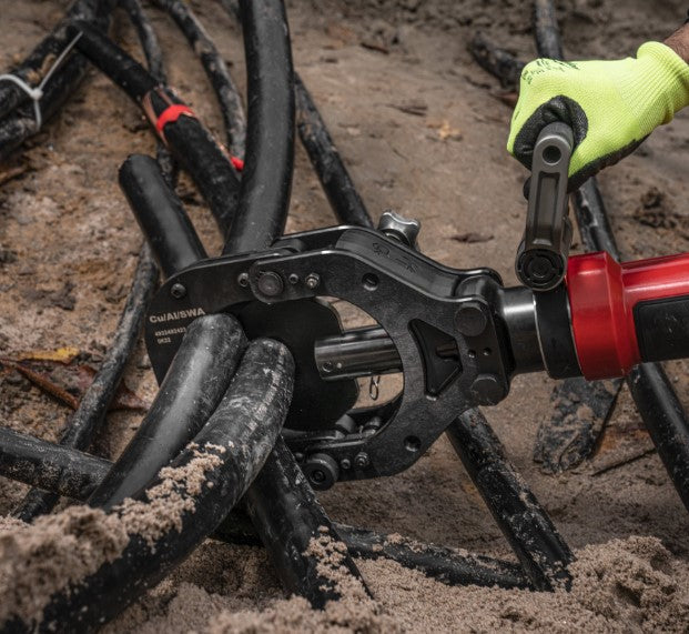 Milwaukee M18 HCC125-801C M18 FORCE LOGIC 125 mm tagliacavi idraulico - Image 3