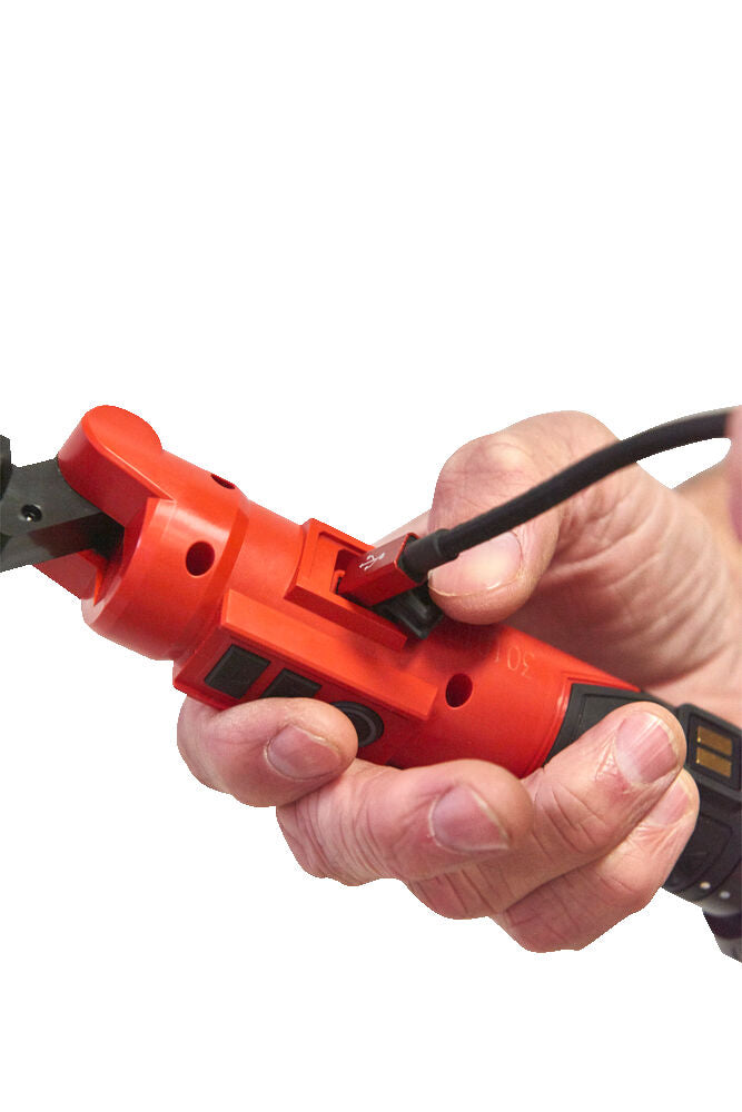 Milwaukee L4 SL550-301 - Torcia da ispezione regolabile ricaricabile con USB - 550 lumens - Image 2