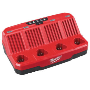 Milwaukee M12 C4 Caricabatterie multiplo 12V