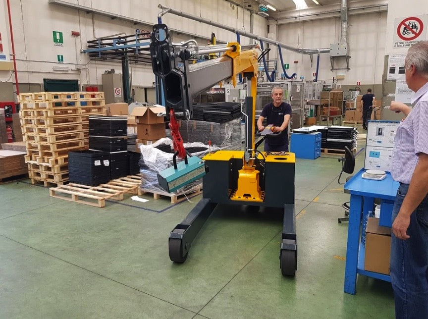 Flex Lifting OMNIA 2TR - Gru full electric con portata 2000Kg con telecomando - Image 5